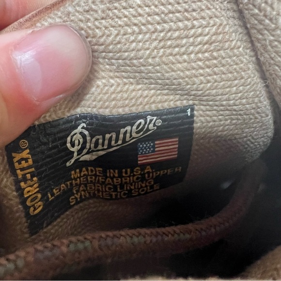 VTG Danner Gore-Tex Brown and Green Ankle Boots Rugged Outdoor Design Size 6.5 - Picture 6 of 7
